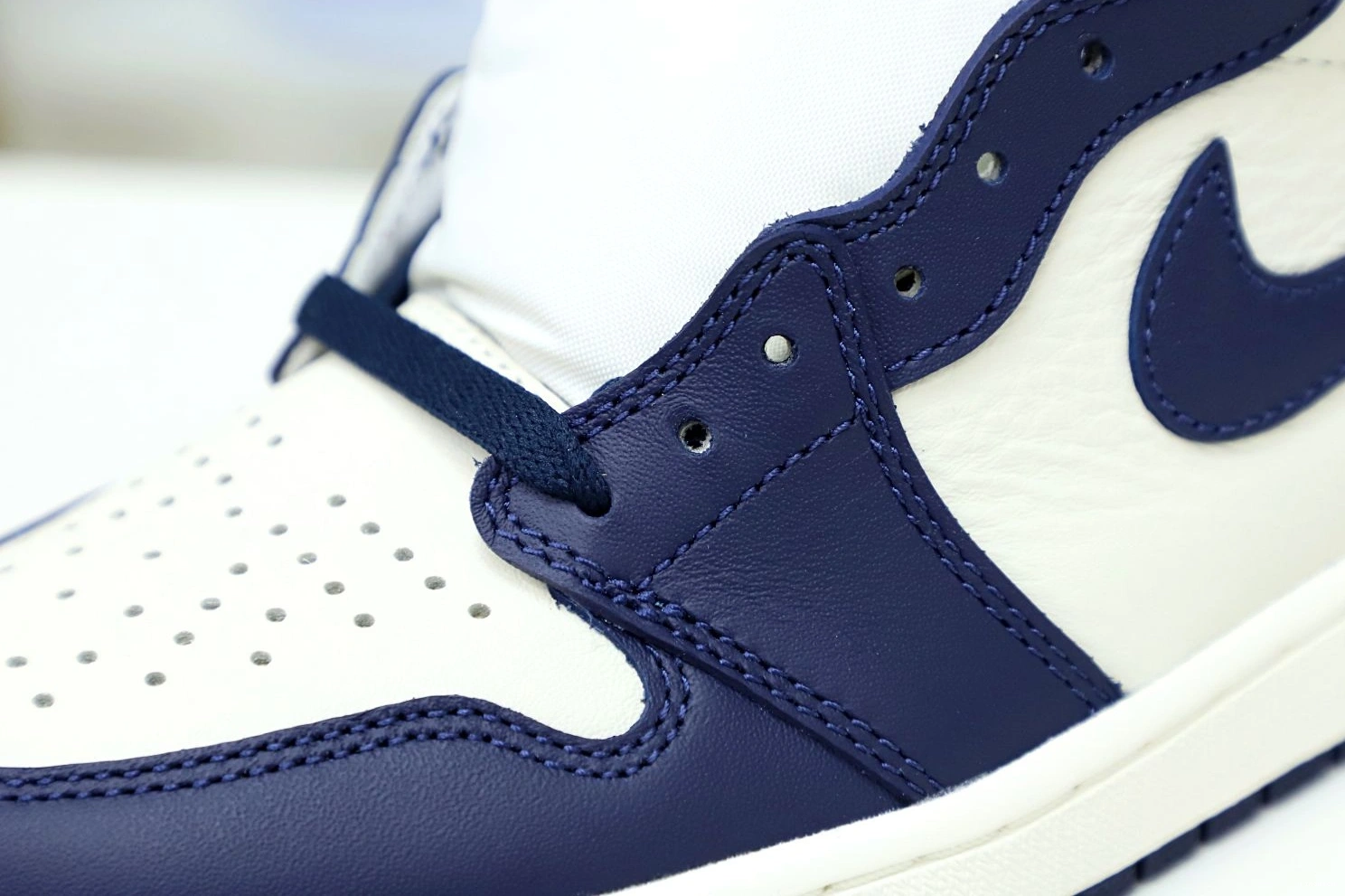 RETRO JORDAN AIR 'OBSIDIAN' HIGH OG 1 1007